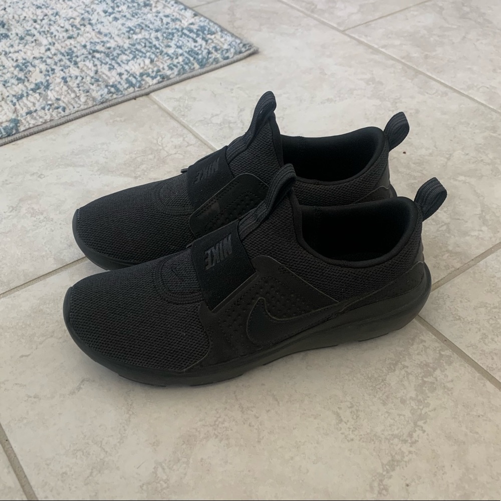 Nike slip-on
